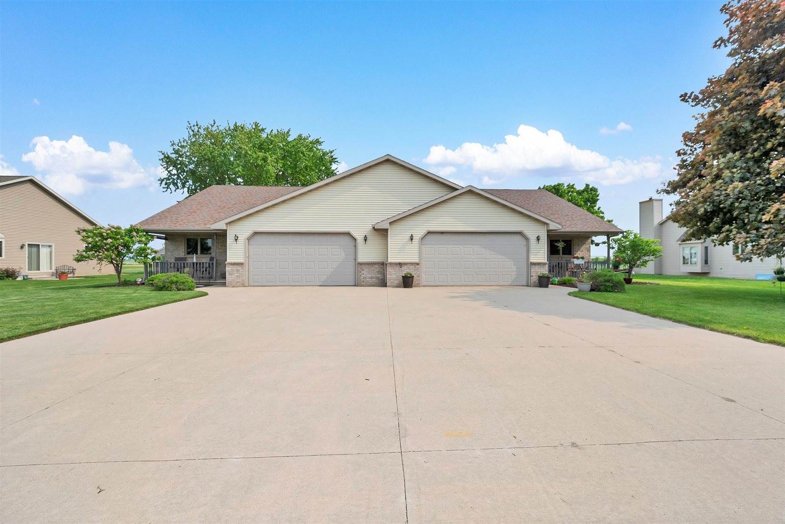 974 Broadway Street, Wrightstown, WI 54180