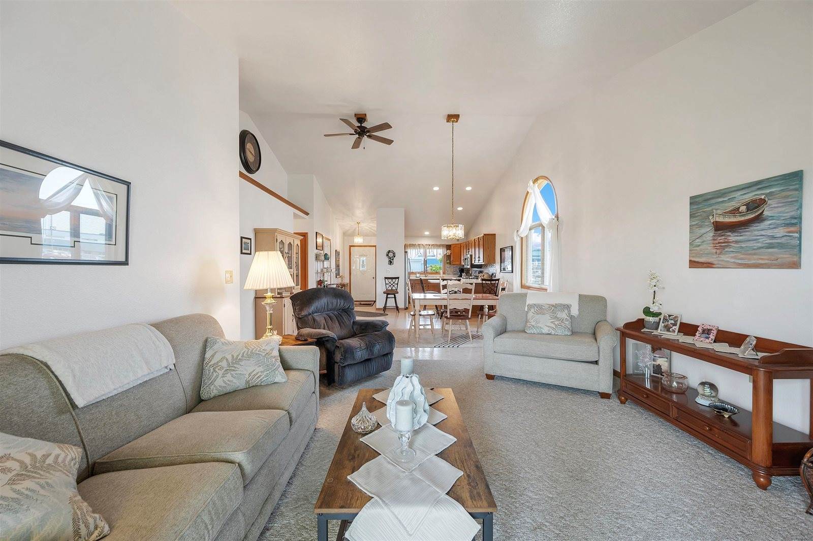 974 Broadway Street, Wrightstown, WI 54180