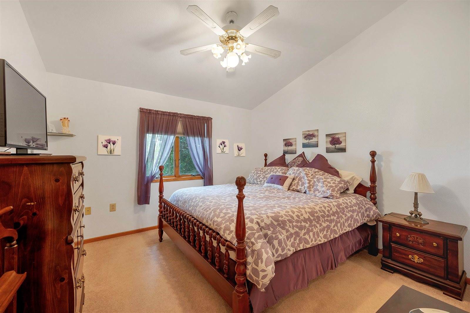 974 Broadway Street, Wrightstown, WI 54180