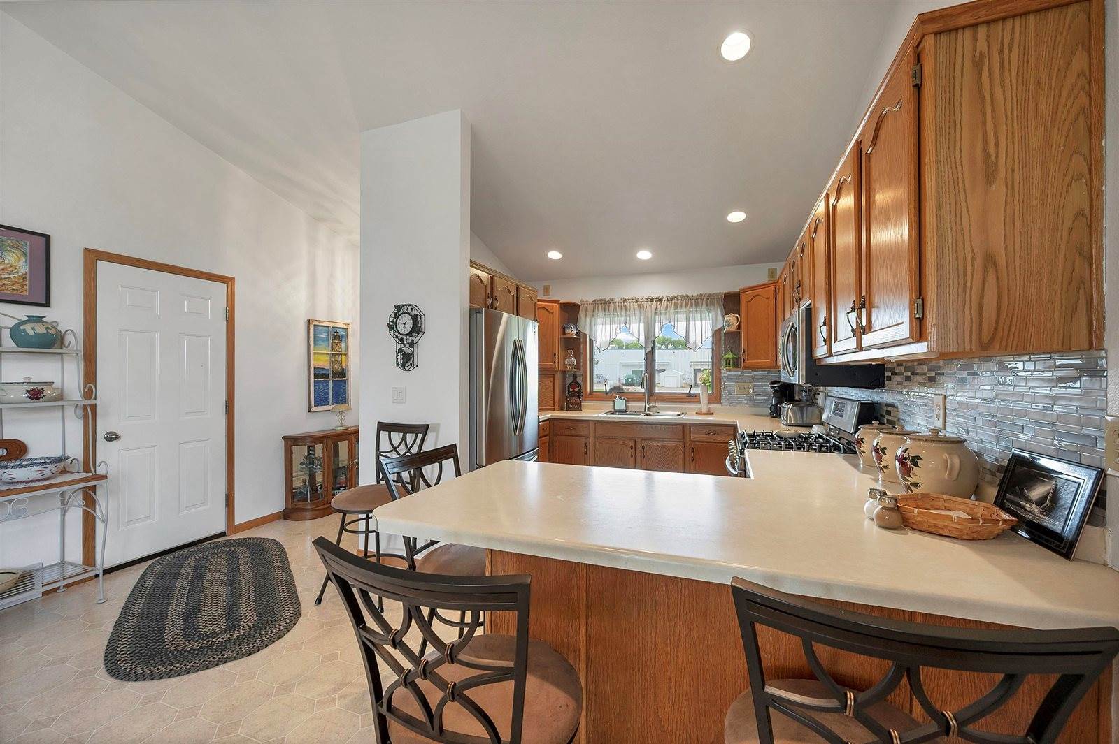 974 Broadway Street, Wrightstown, WI 54180