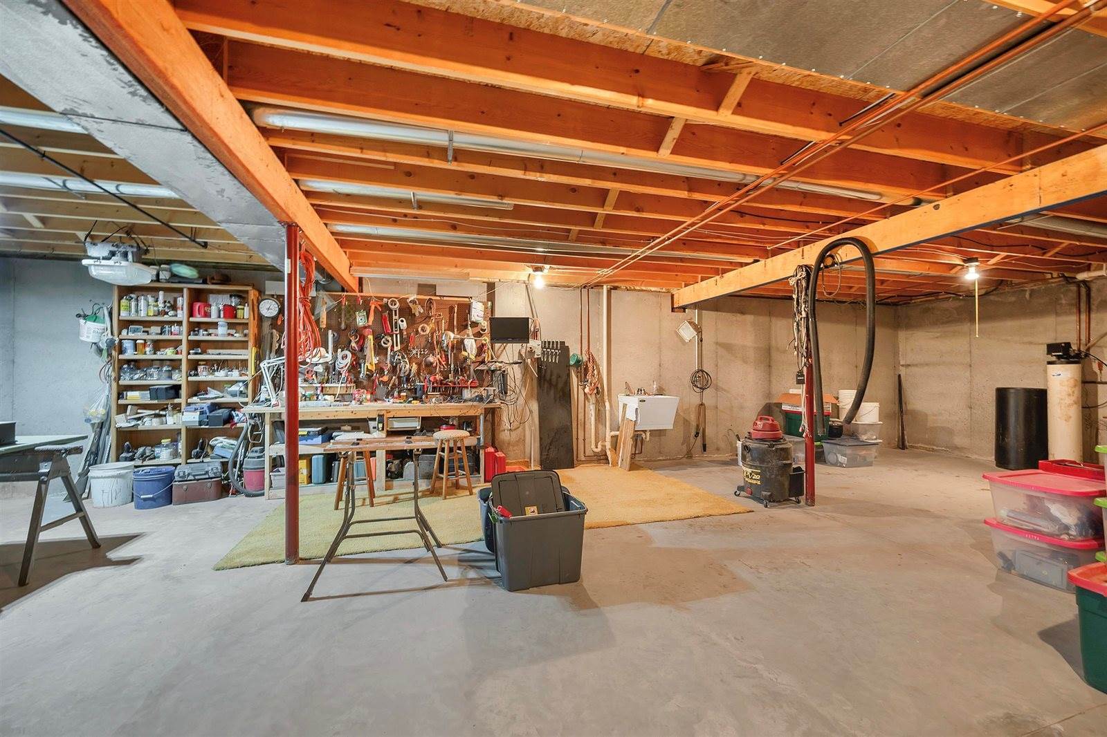 974 Broadway Street, Wrightstown, WI 54180