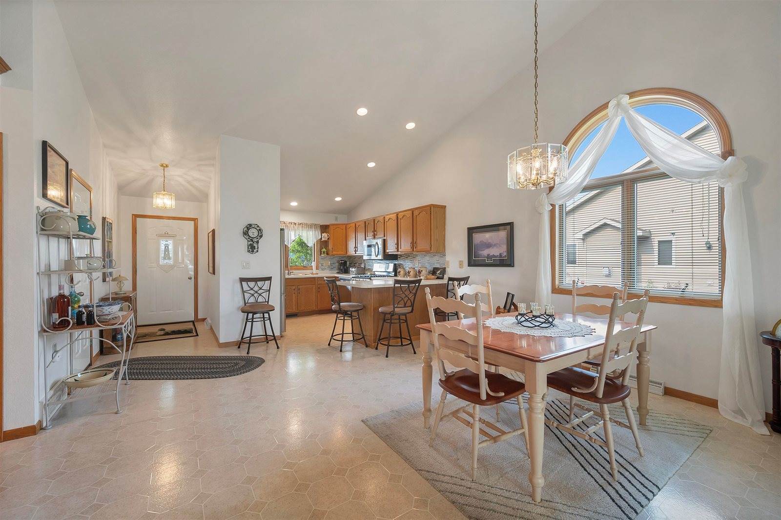 974 Broadway Street, Wrightstown, WI 54180