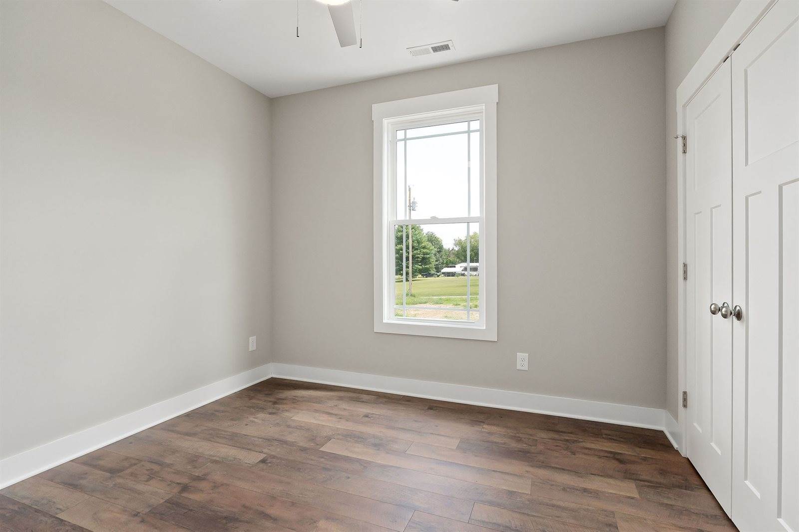 1095 Arch Cope Rd, Morrison, TN 37357