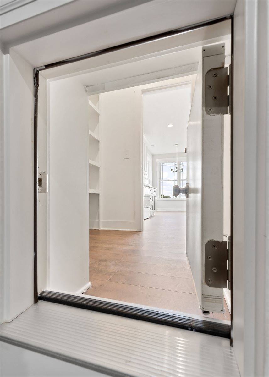 1095 Arch Cope Rd, Morrison, TN 37357