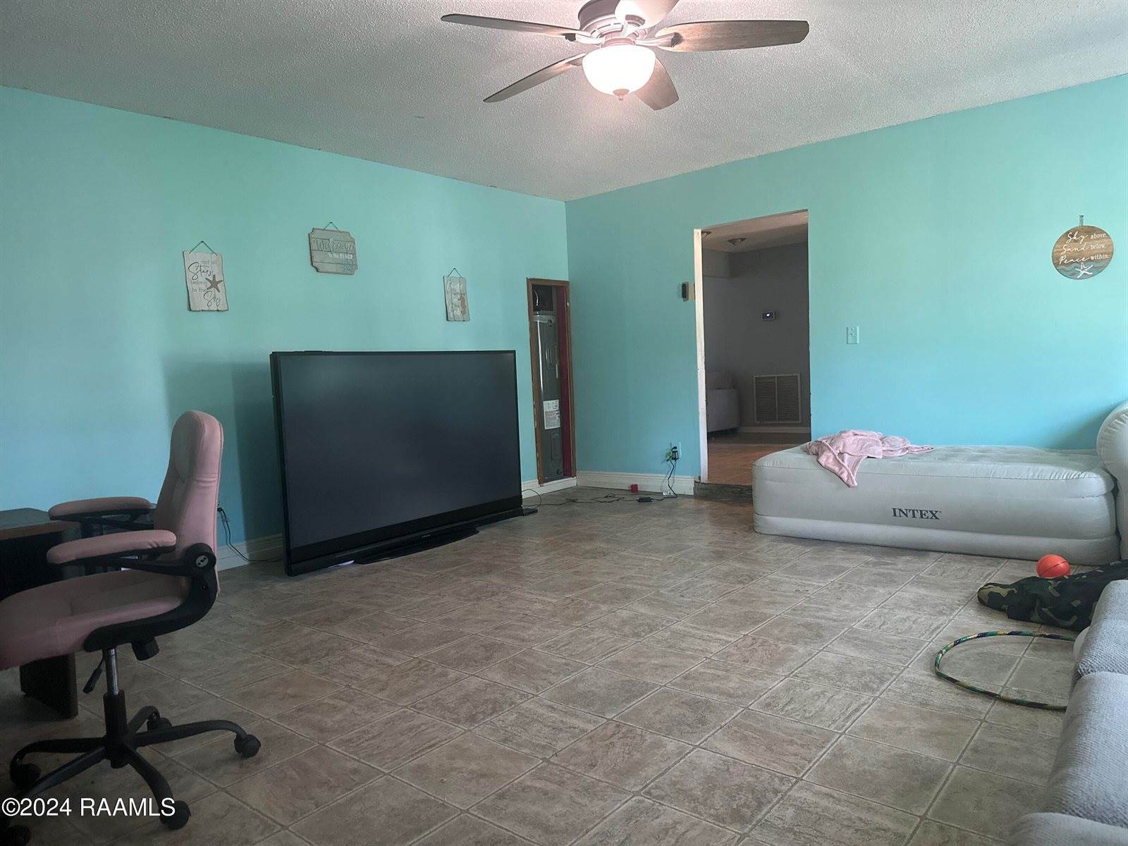 177 Country Village Drive, Bayou Lourse, LA 70373