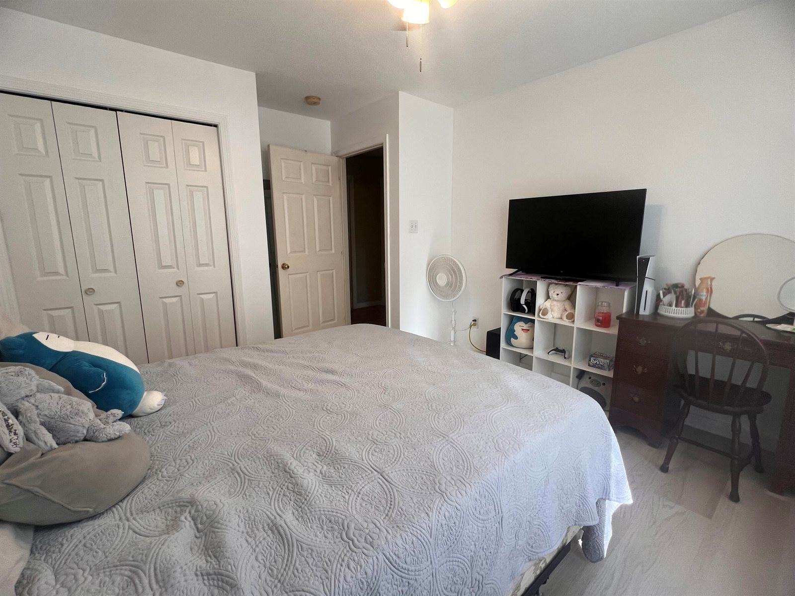 24 Forest Lane, Trenton, ME 04605