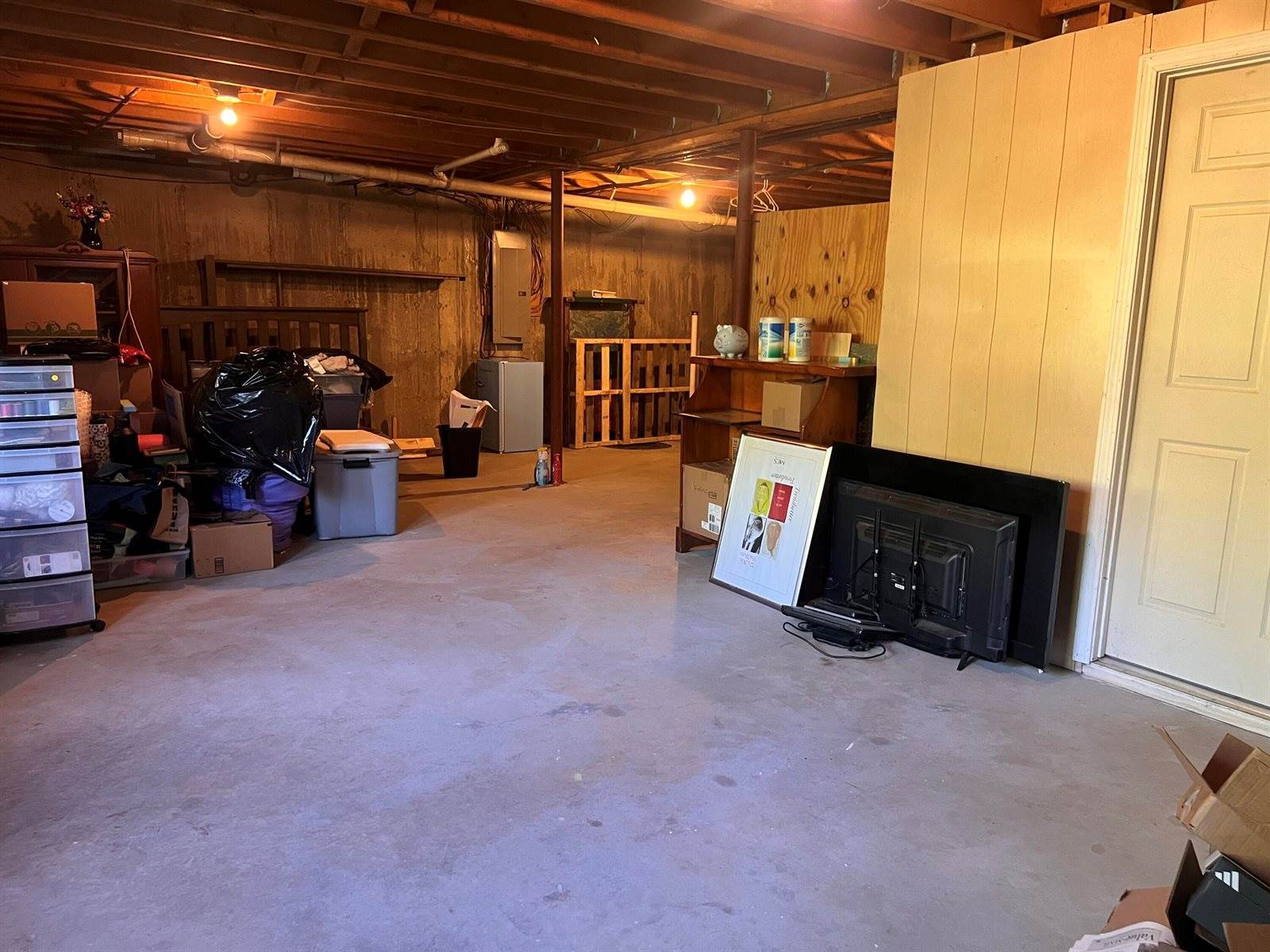 24 Forest Lane, Trenton, ME 04605