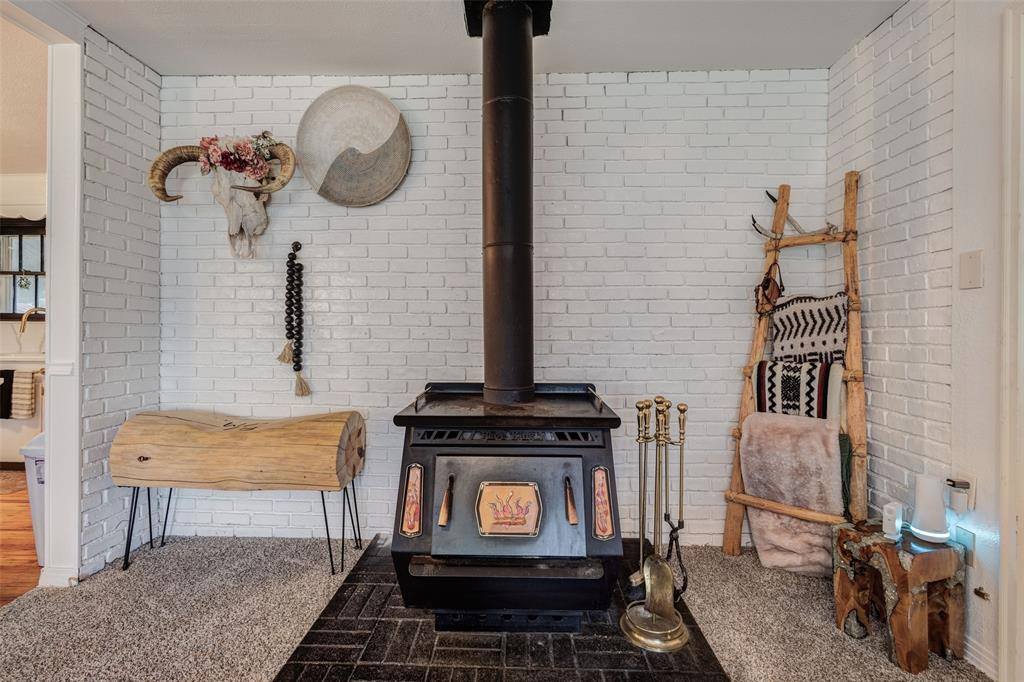 440 South Main Street, Springtown, TX 76082