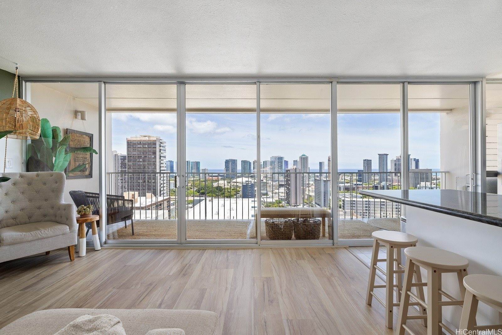 1520 Ward Avenue, Honolulu, HI 96822