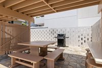 1520 Ward Avenue, Honolulu, HI 96822