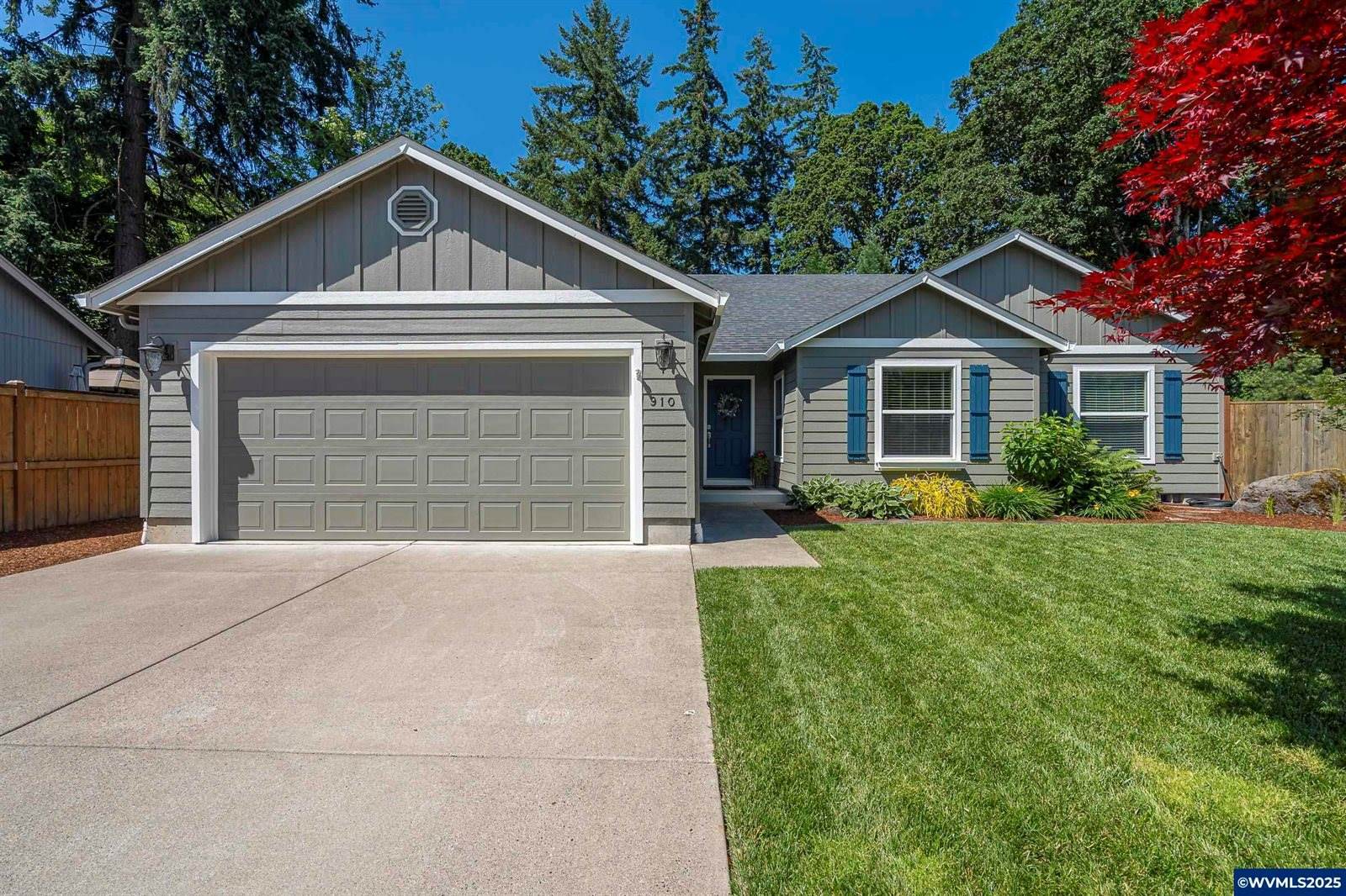 910 Oakmont Lp, Albany, OR 97322