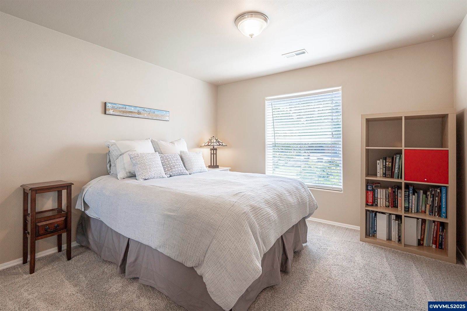 910 Oakmont Lp, Albany, OR 97322