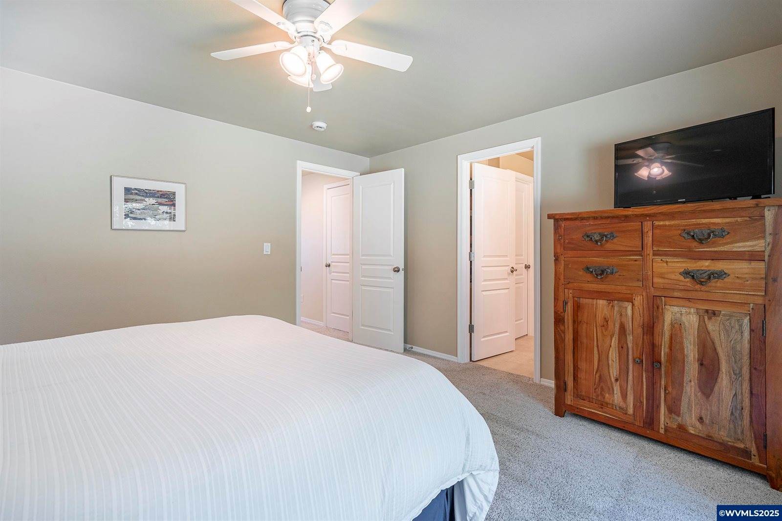 910 Oakmont Lp, Albany, OR 97322