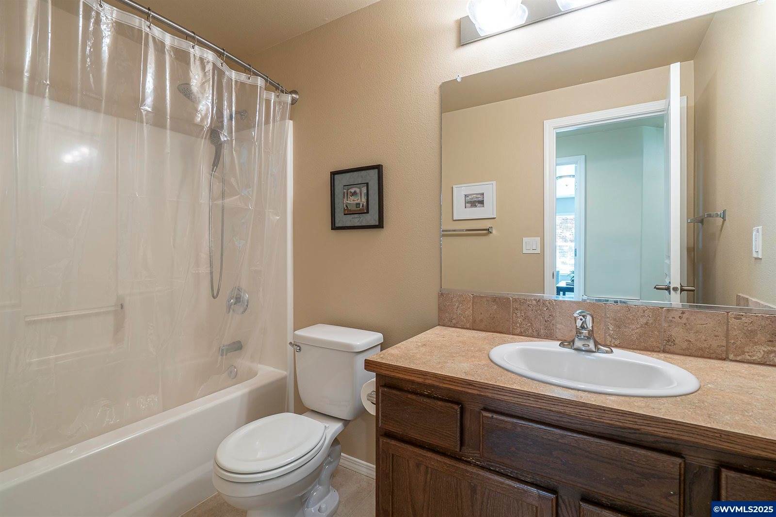 910 Oakmont Lp, Albany, OR 97322