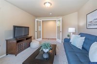 910 Oakmont Lp, Albany, OR 97322