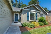 910 Oakmont Lp, Albany, OR 97322