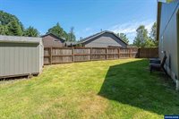 910 Oakmont Lp, Albany, OR 97322