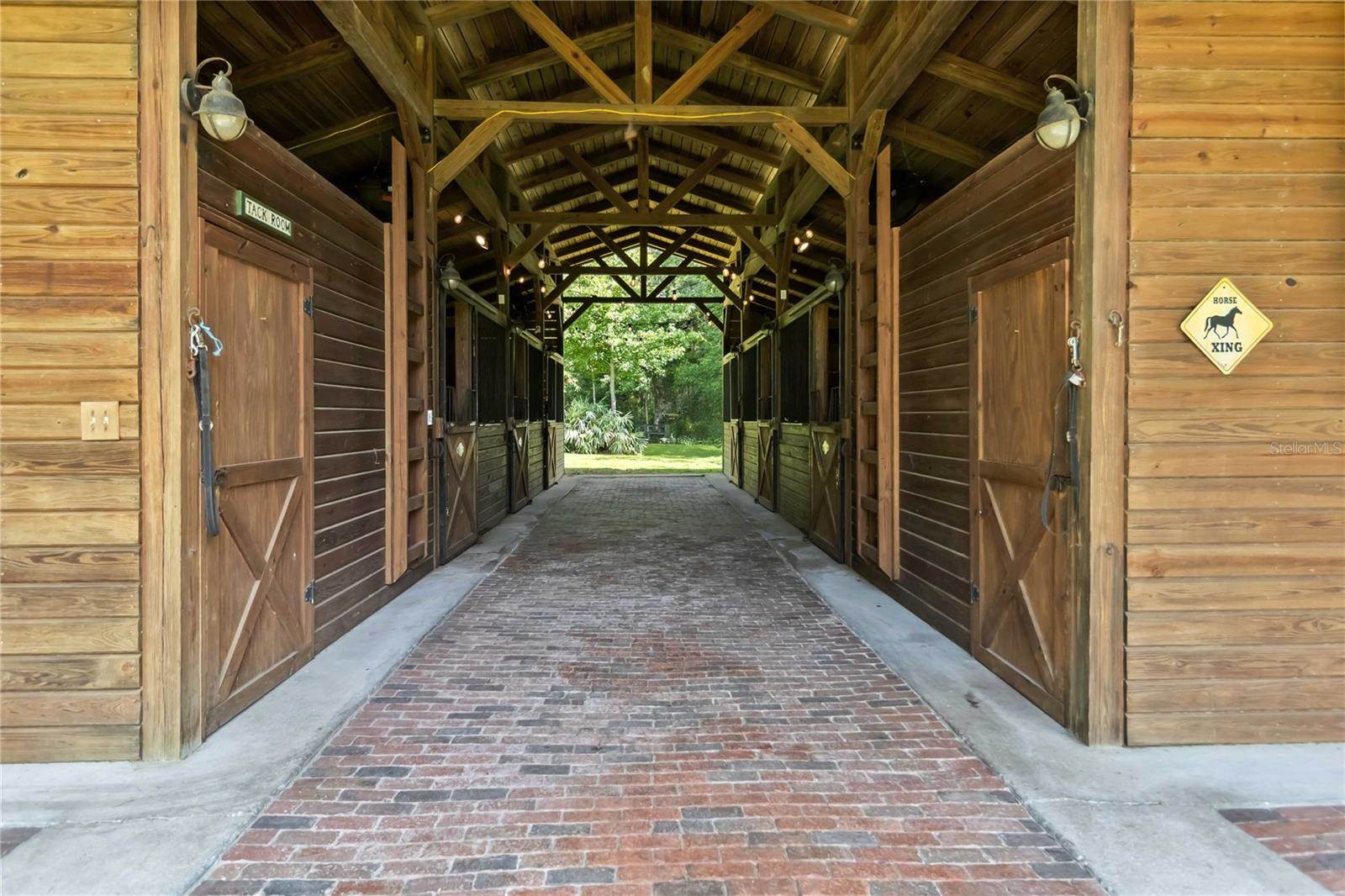 23647 Seneca Ridge Court, Christmas, FL 32709