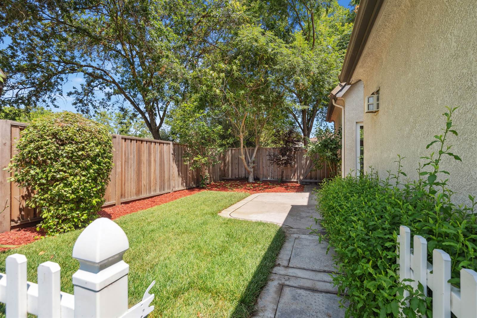 5604 Guthrie Place, Davis, CA 95618