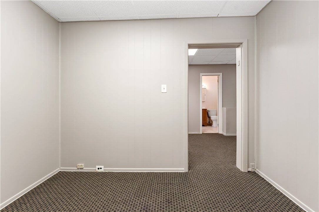 3 Boggs Ave, Mt Washington, PA 15211