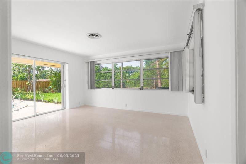 3566 Lloyd Dr, Fort Lauderdale, FL 33309
