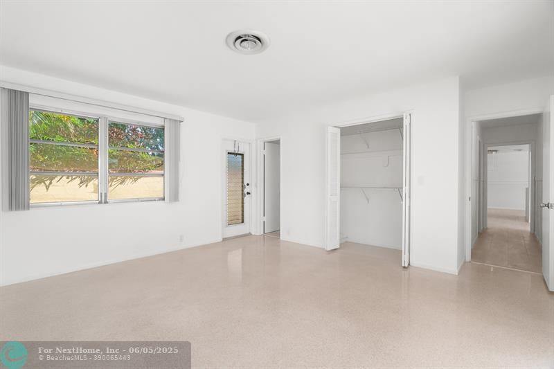 3566 Lloyd Dr, Fort Lauderdale, FL 33309