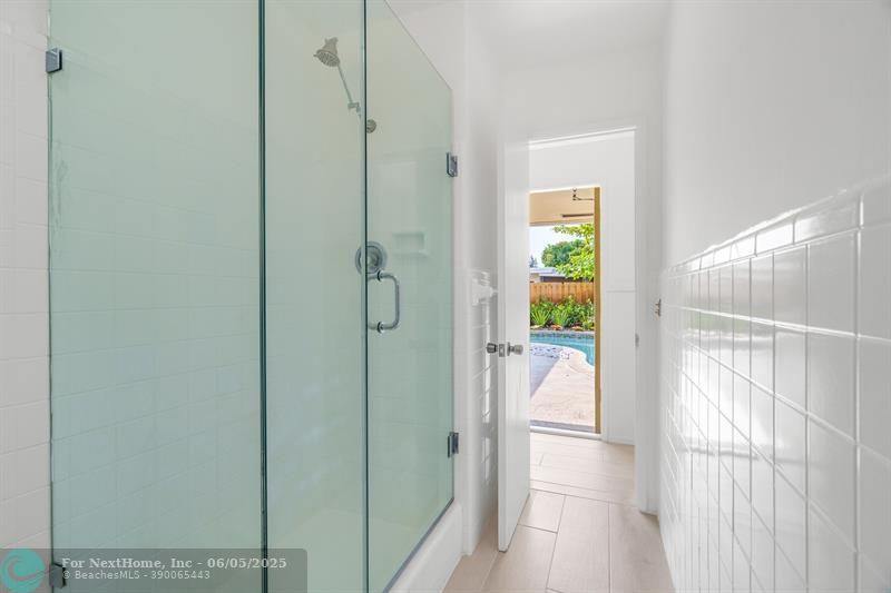 3566 Lloyd Dr, Fort Lauderdale, FL 33309