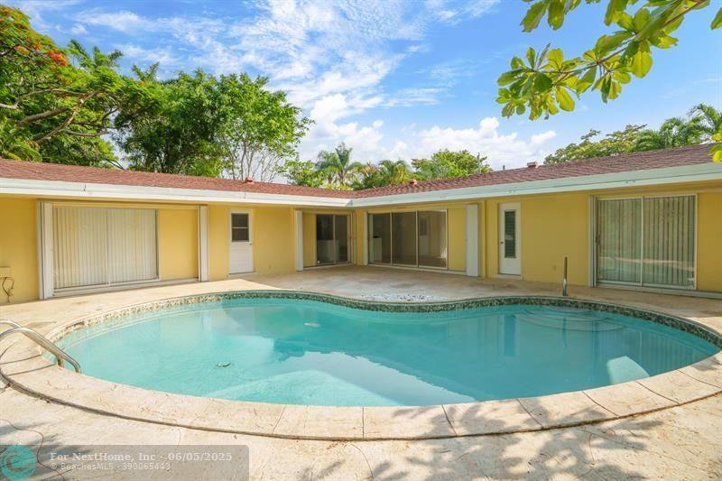 3566 Lloyd Dr, Fort Lauderdale, FL 33309