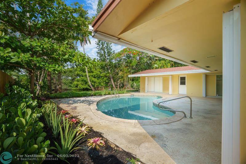 3566 Lloyd Dr, Fort Lauderdale, FL 33309