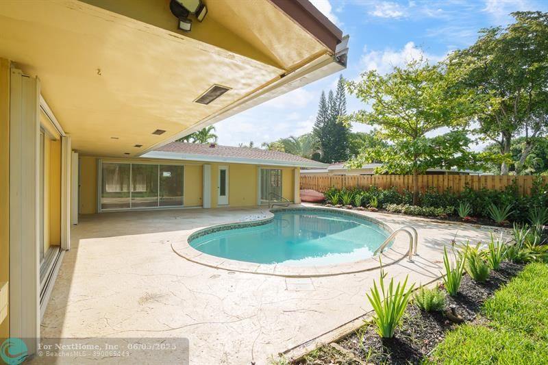 3566 Lloyd Dr, Fort Lauderdale, FL 33309