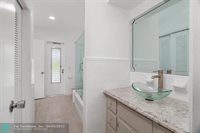 3566 Lloyd Dr, Fort Lauderdale, FL 33309