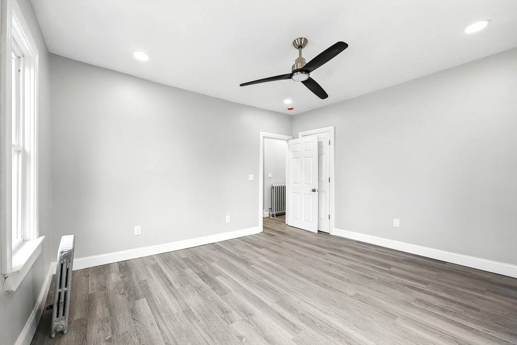 163 Thompson St, Springfield, MA 01109