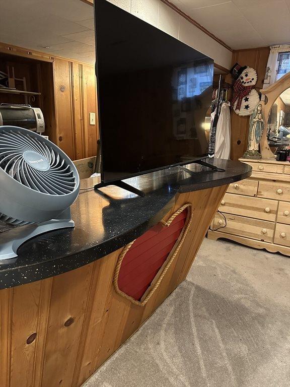 53 Canton St, Springfield, MA 01104