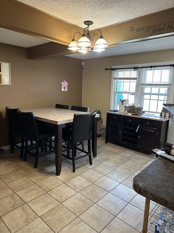 53 Canton St, Springfield, MA 01104