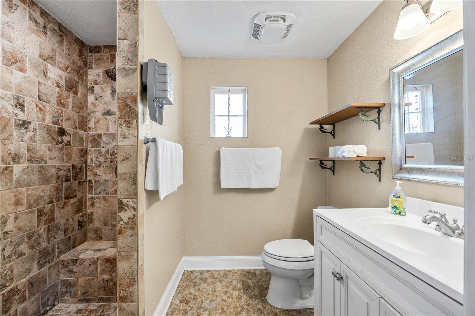 2709 Upton Street South, Gulfport, FL 33711