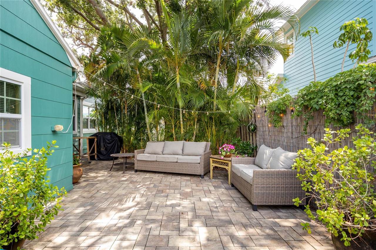 2709 Upton Street South, Gulfport, FL 33711