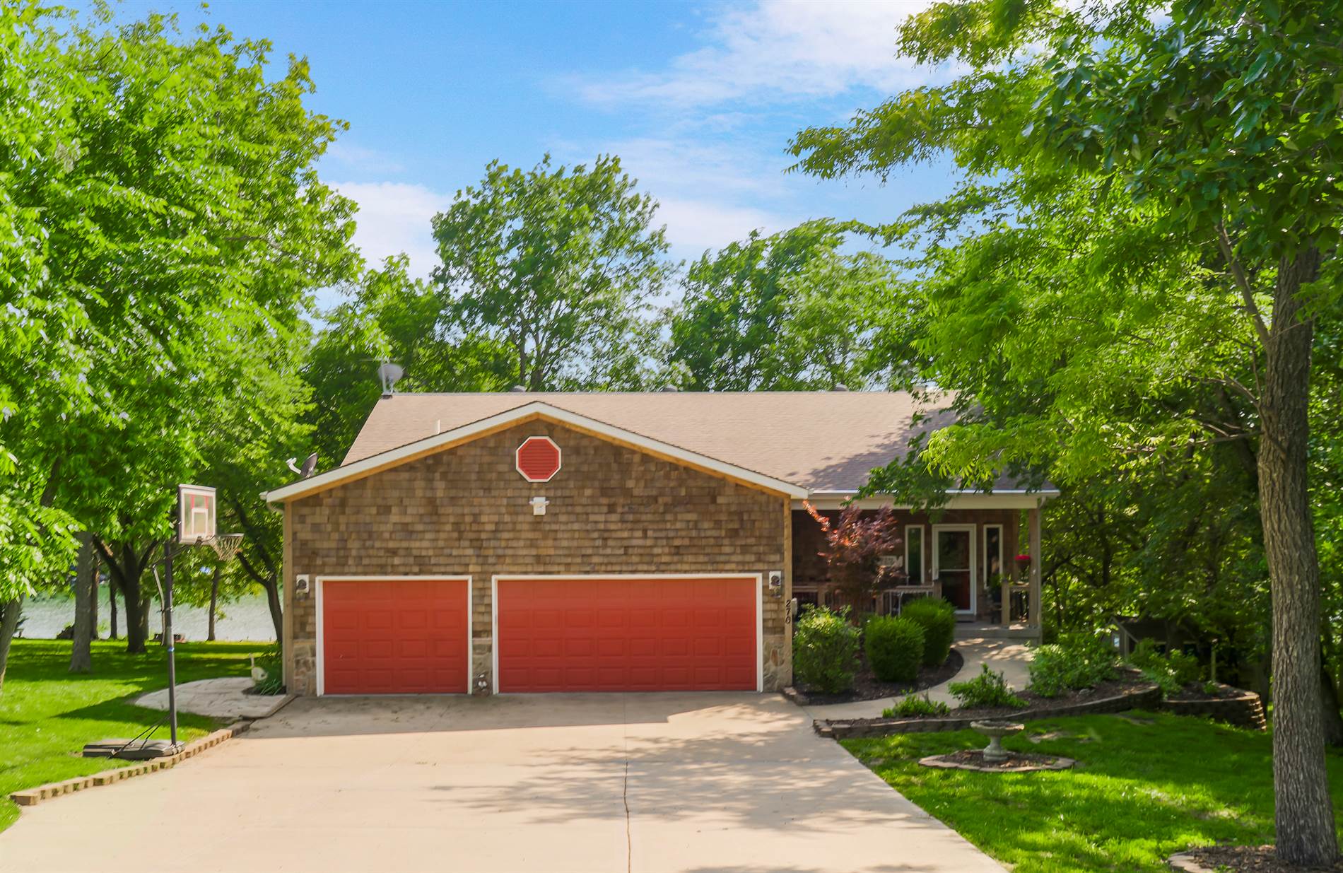 270 Linn Valley Blvd, Linn Valley, KS 66040