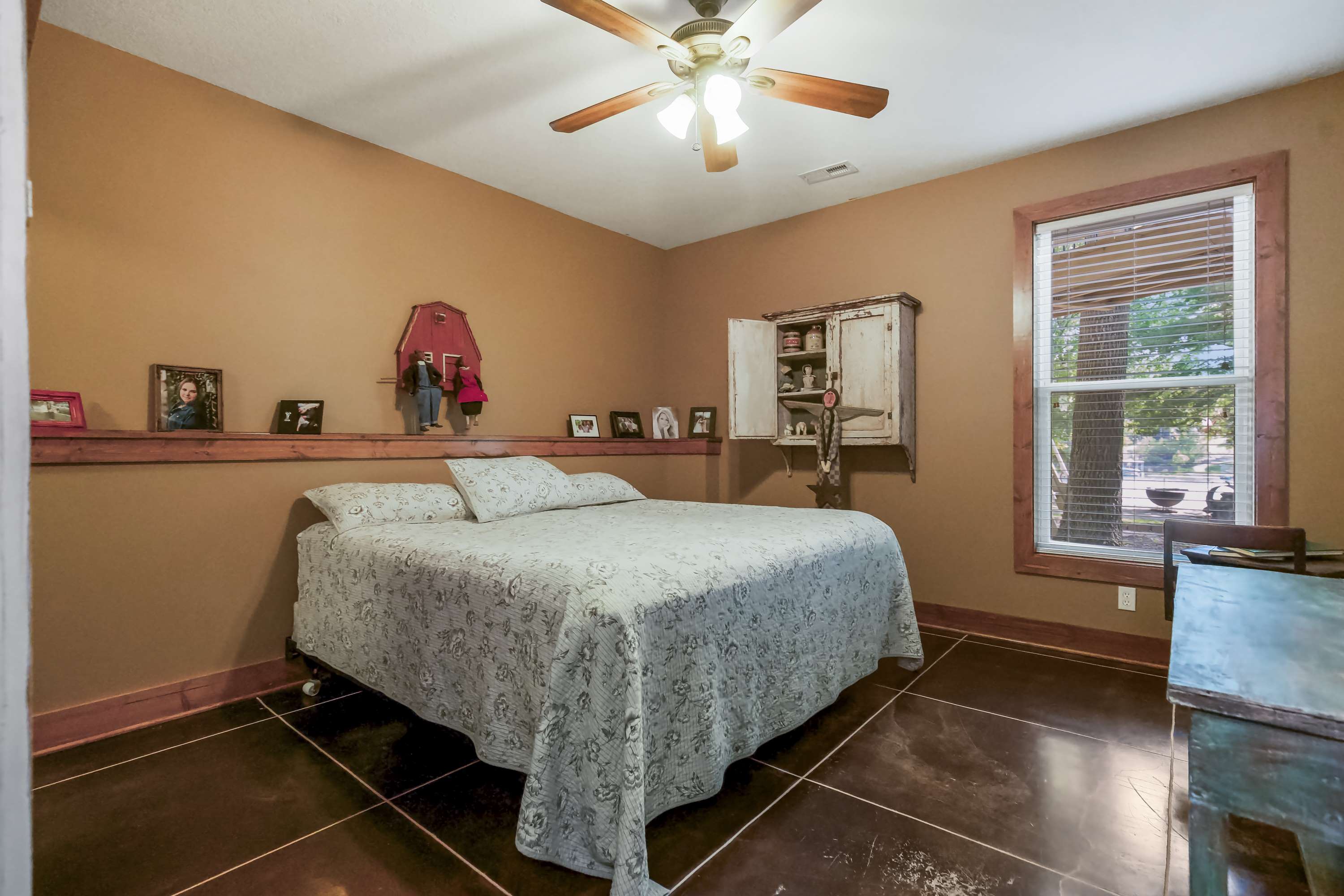 270 Linn Valley Blvd, Linn Valley, KS 66040