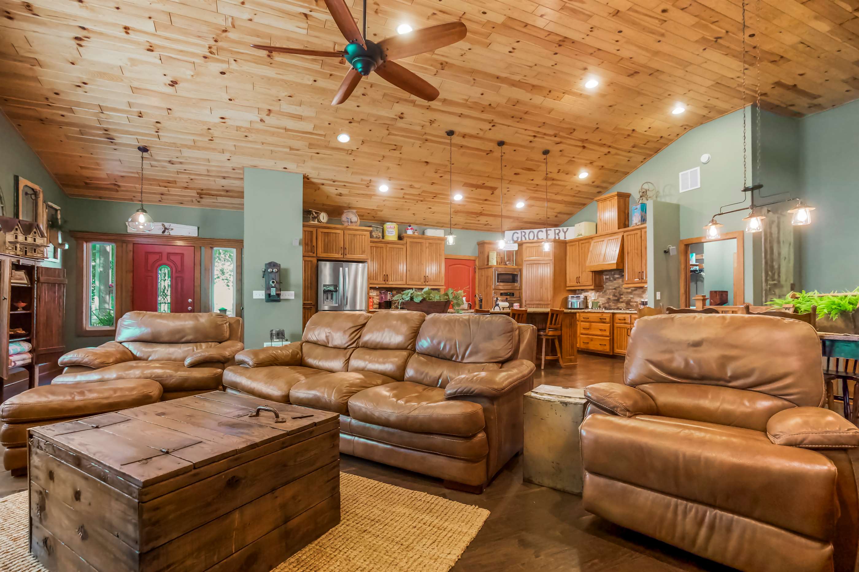 270 Linn Valley Blvd, Linn Valley, KS 66040