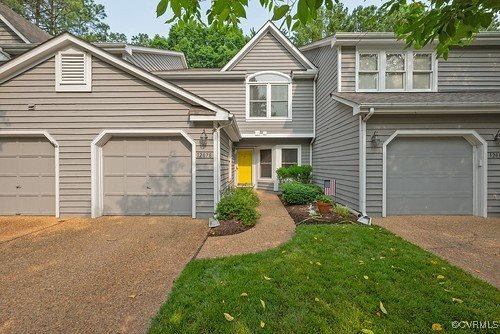 12078 Foxfield Circle, Henrico County, VA 23233