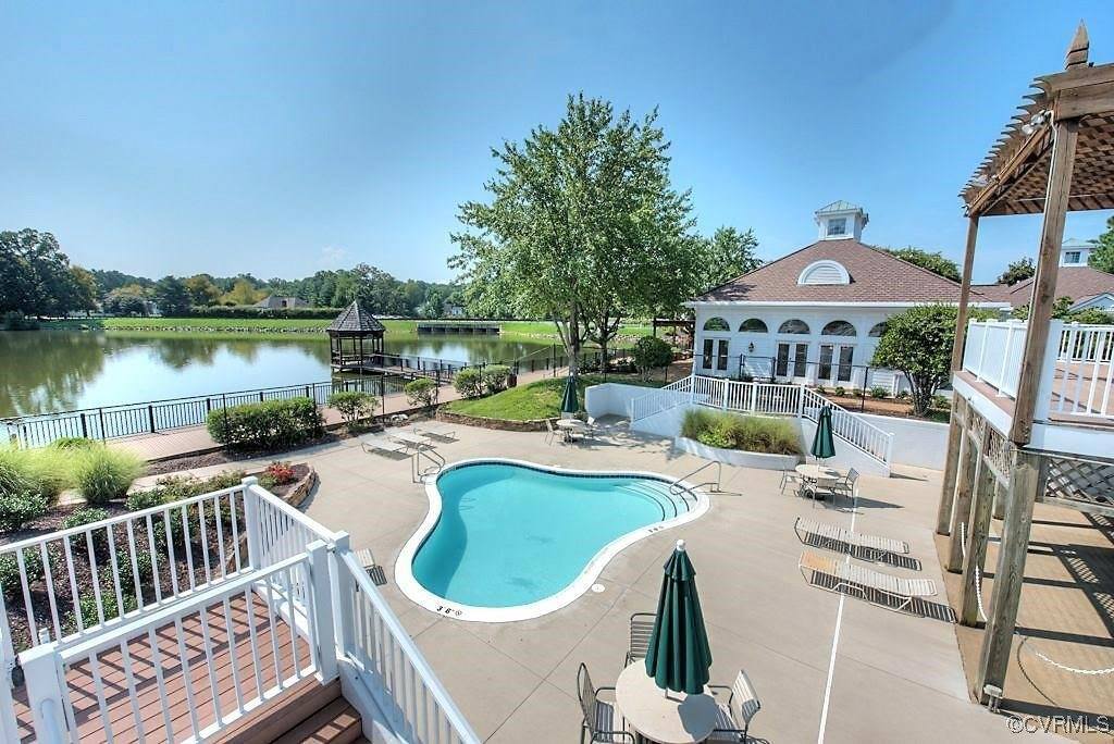 12078 Foxfield Circle, Henrico County, VA 23233