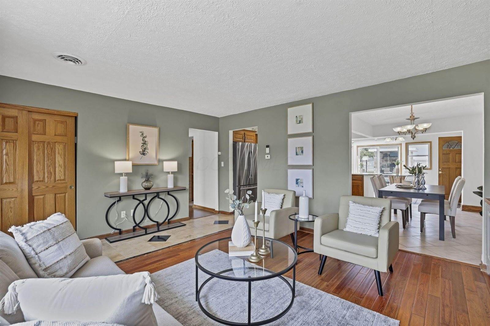 2646 Kenny Lane, Grove City, OH 43123