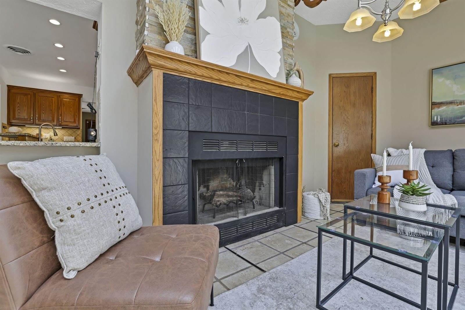 2646 Kenny Lane, Grove City, OH 43123