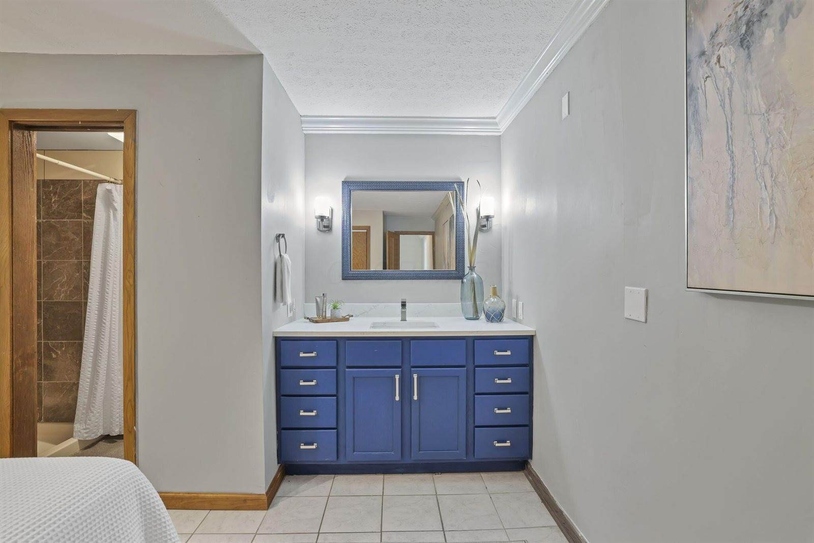 2646 Kenny Lane, Grove City, OH 43123