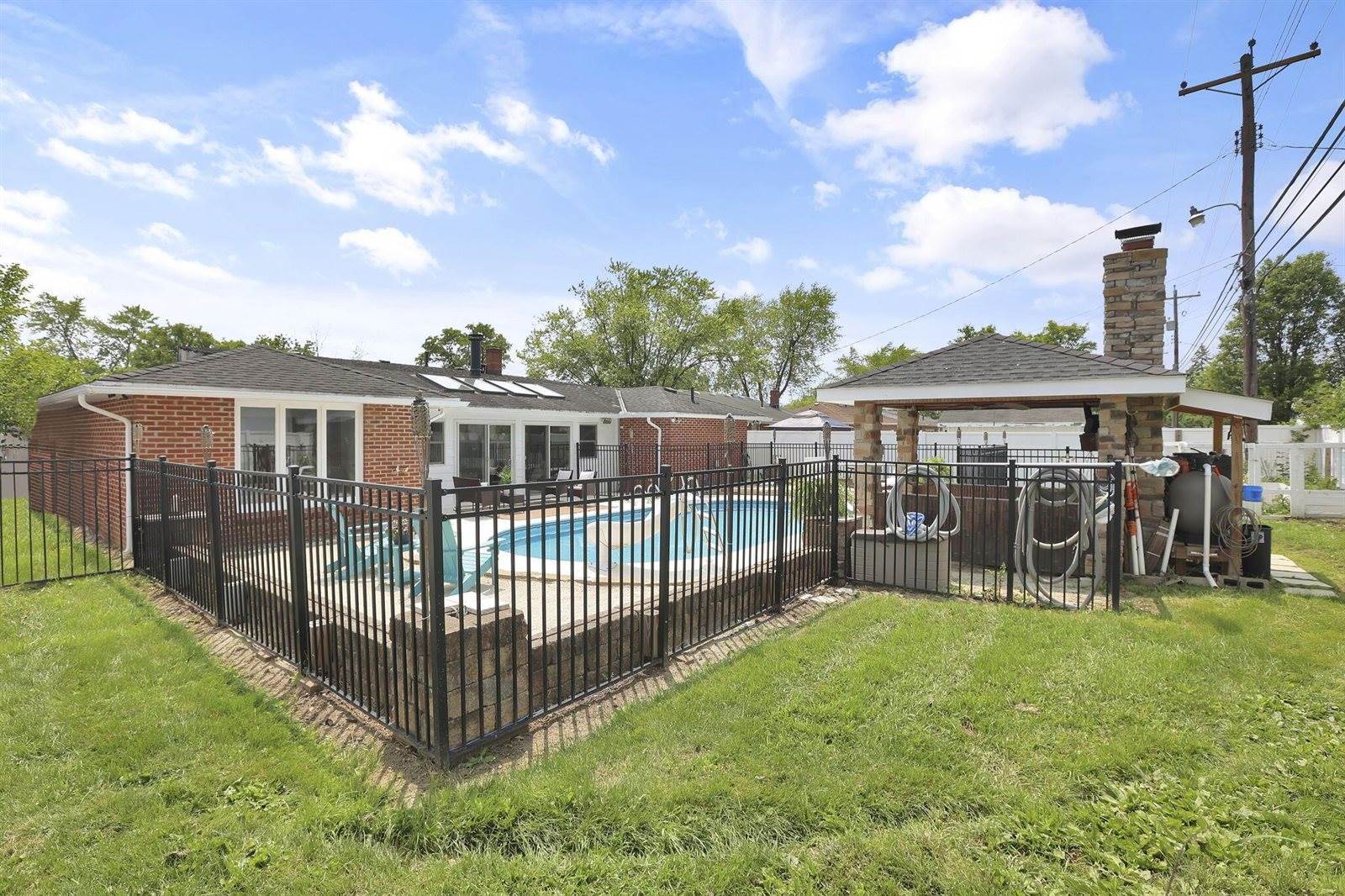 2646 Kenny Lane, Grove City, OH 43123