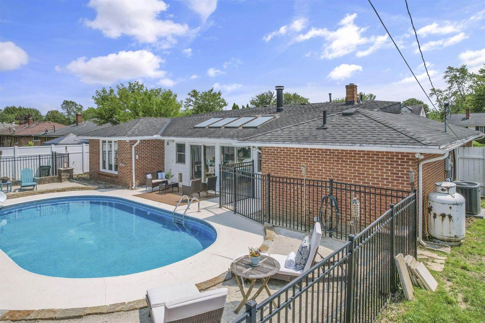 2646 Kenny Lane, Grove City, OH 43123