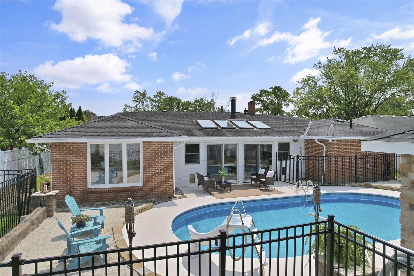 2646 Kenny Lane, Grove City, OH 43123