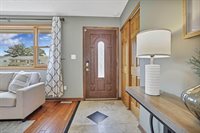 2646 Kenny Lane, Grove City, OH 43123