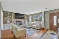 2646 Kenny Lane, Grove City, OH 43123