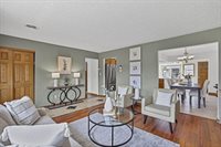 2646 Kenny Lane, Grove City, OH 43123